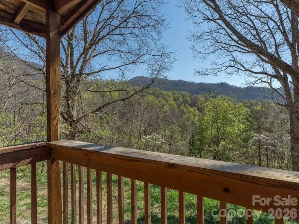 301 Matthew Lane Canton, NC 28716