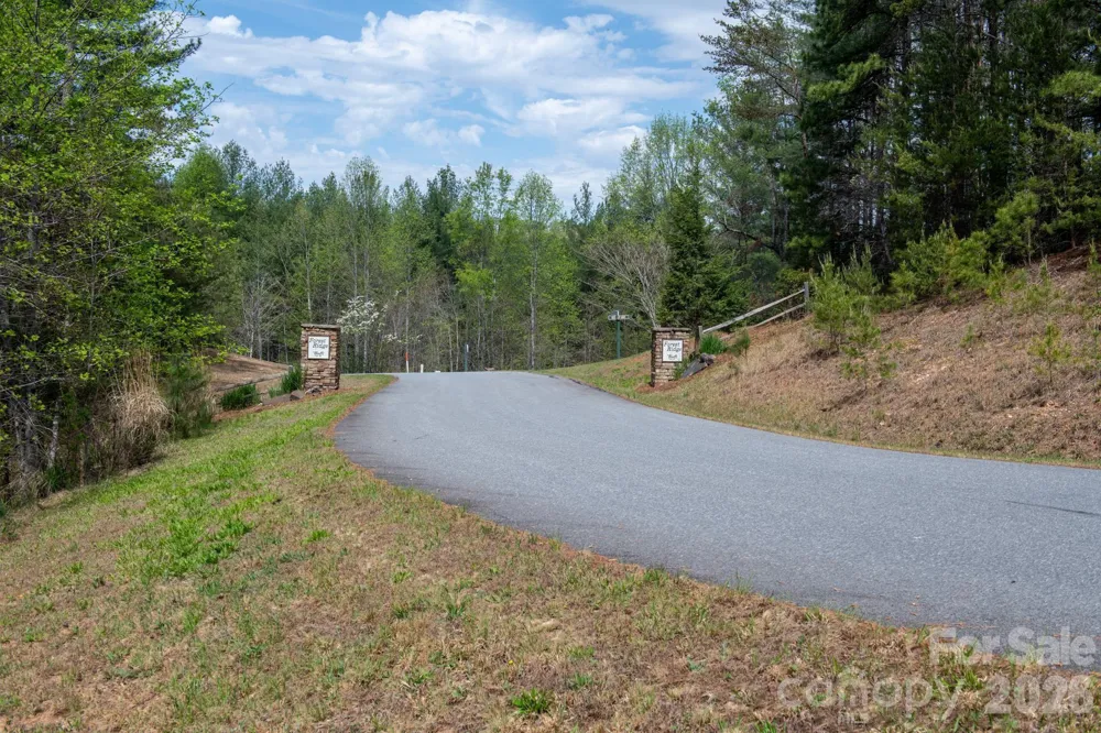 000 Collette Ridge Circle #168 Collettsville, NC 28611