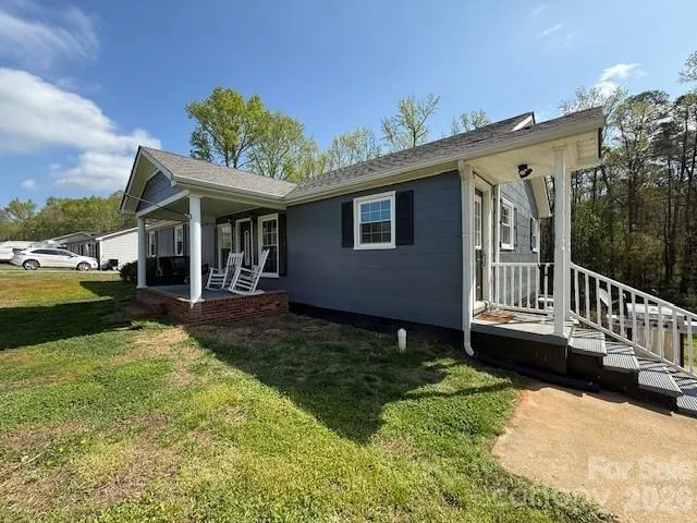 636 Willis Road Dallas, NC 28034