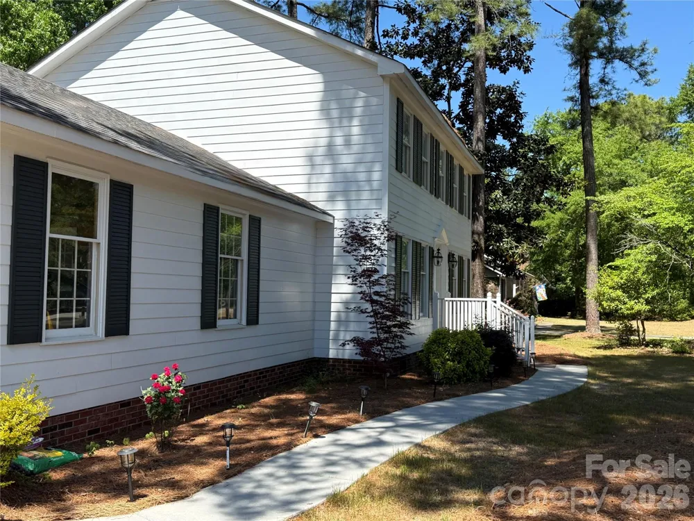 12760 Woodbridge Drive Laurinburg, NC 28352