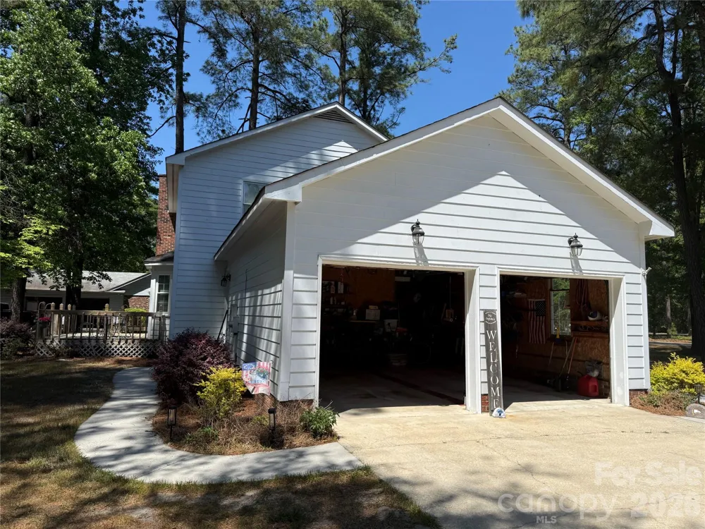 12760 Woodbridge Drive Laurinburg, NC 28352