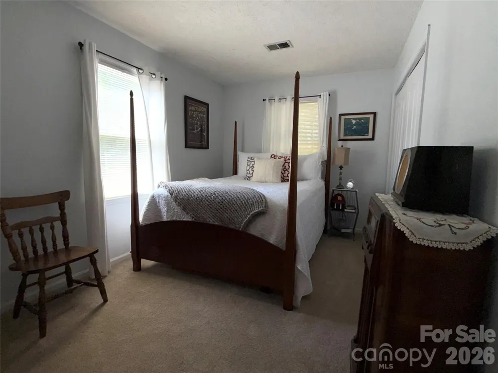 12760 Woodbridge Drive Laurinburg, NC 28352