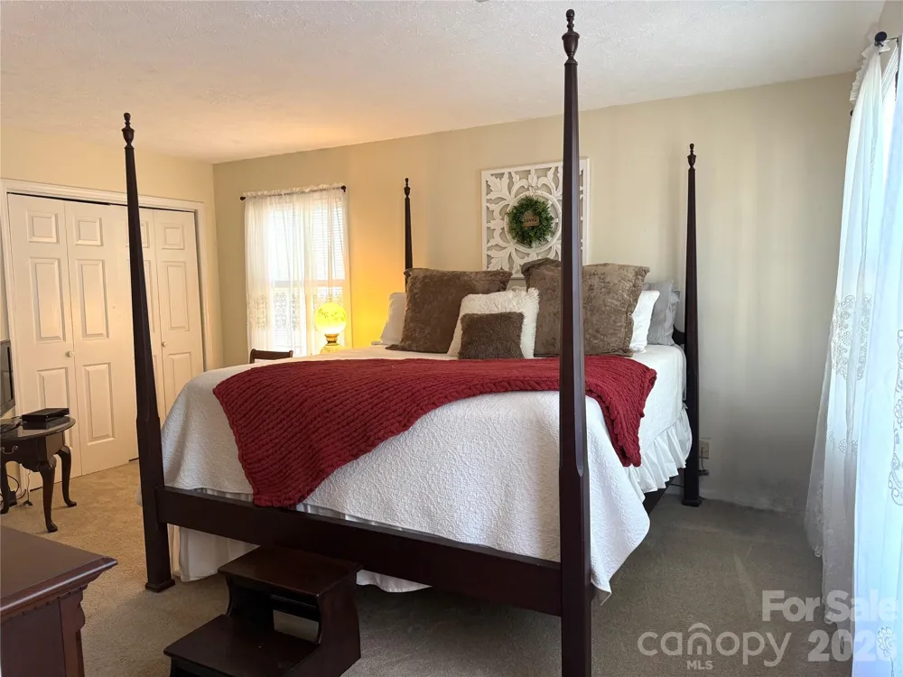12760 Woodbridge Drive Laurinburg, NC 28352