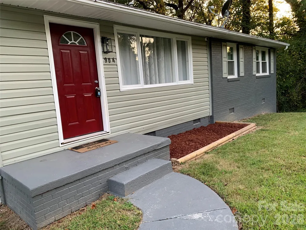 904 Stephens Street Greensboro, NC 27406