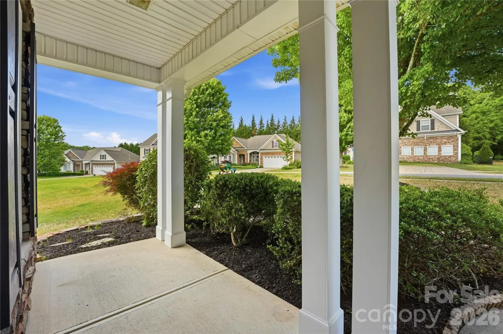 5068 Gladiola Way Tega Cay, SC 29708