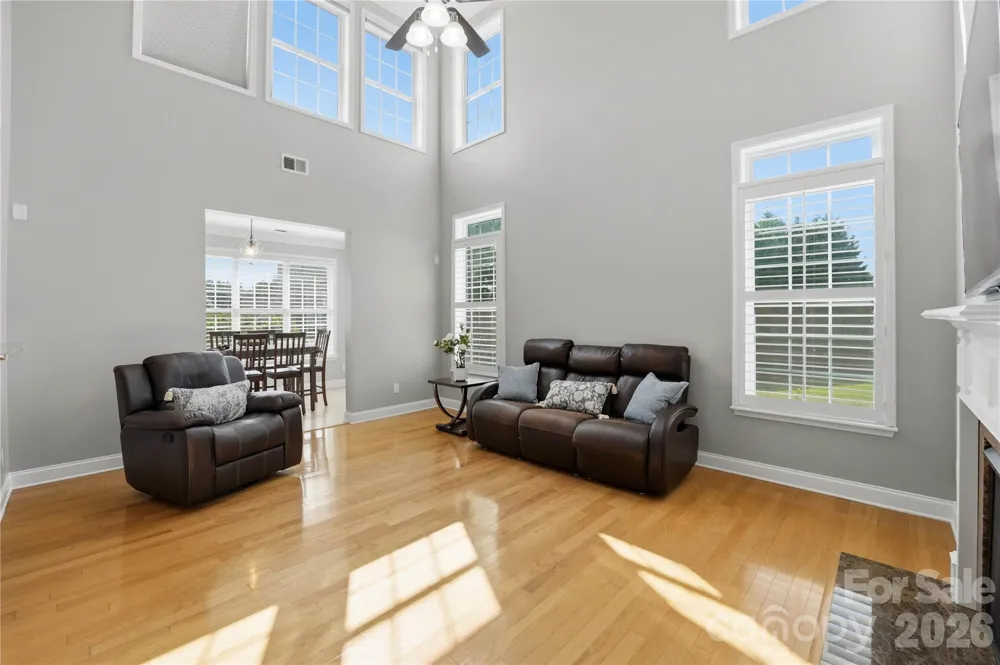 5068 Gladiola Way Tega Cay, SC 29708
