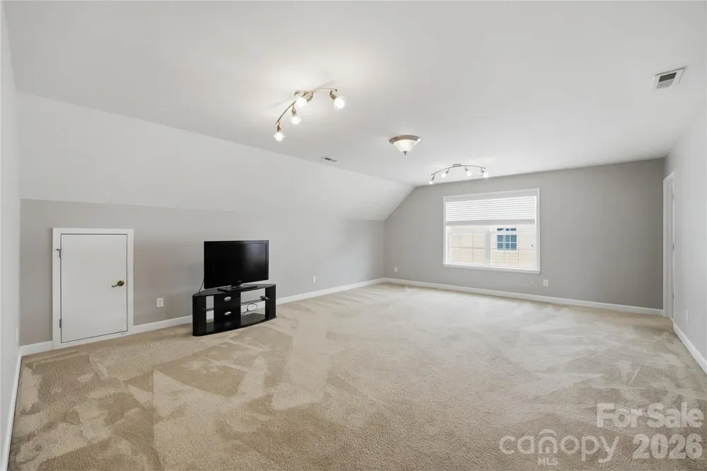 5068 Gladiola Way Tega Cay, SC 29708