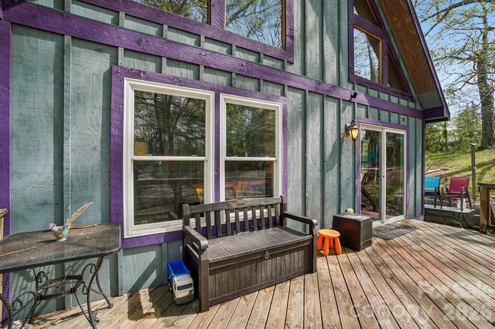 25 Moore Street Woodfin, NC 28804