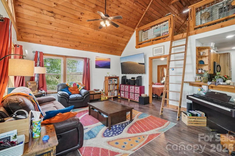 25 Moore Street Woodfin, NC 28804