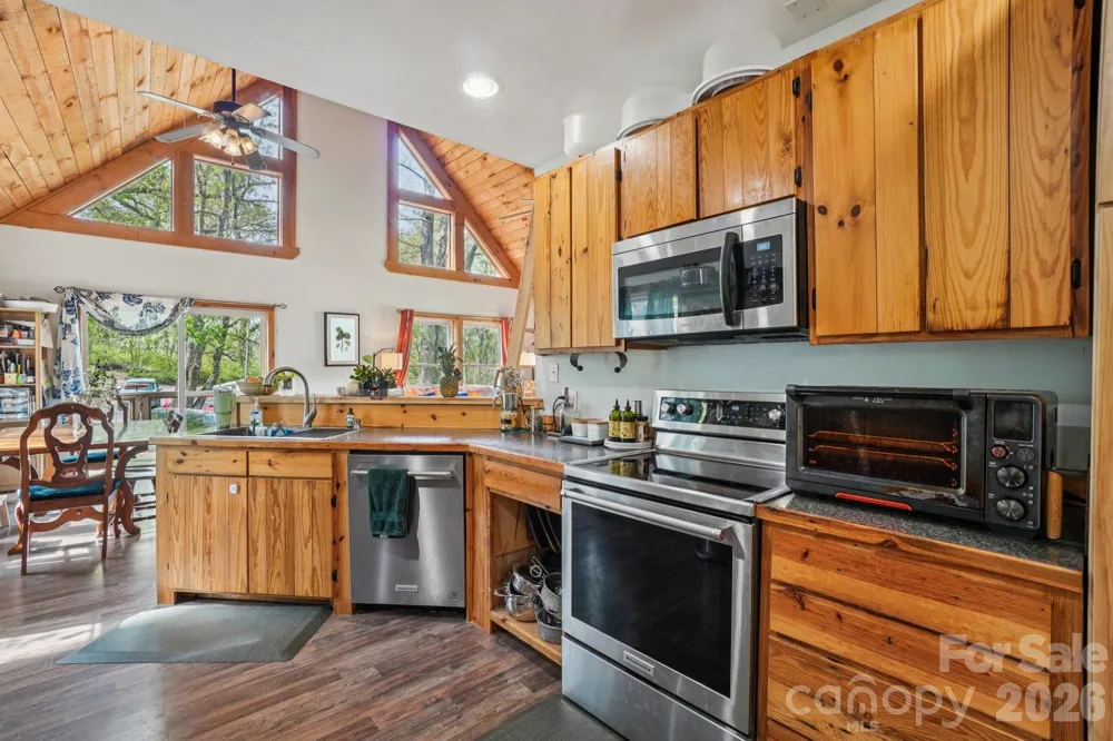 25 Moore Street Woodfin, NC 28804
