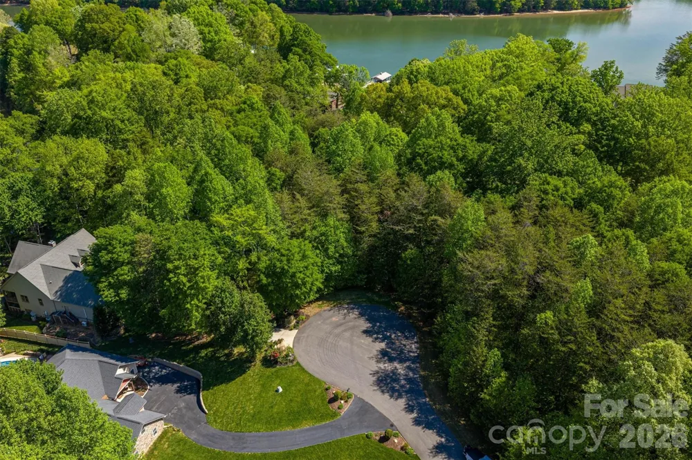 1725 Bay Head Court Catawba, NC 28609