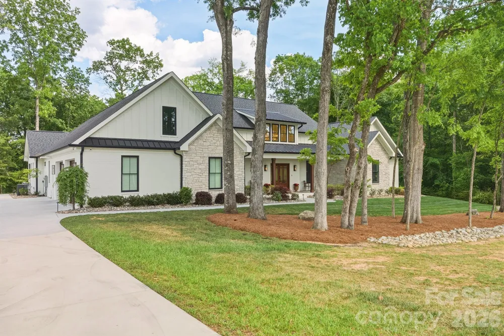 2855 Long Run Farm Road Mount Pleasant, NC 28124
