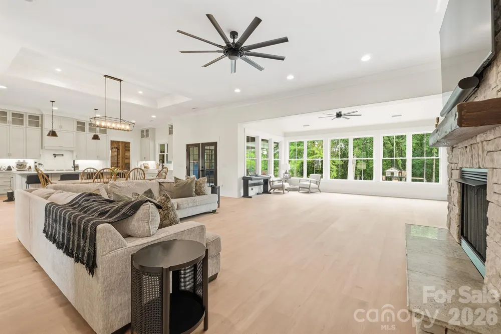 2855 Long Run Farm Road Mount Pleasant, NC 28124