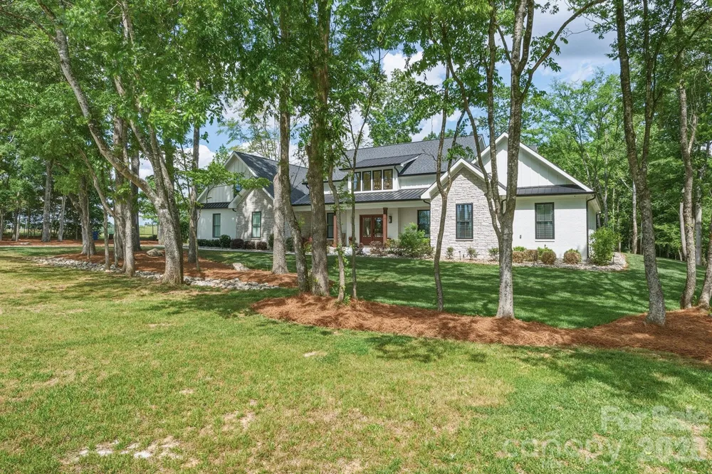 2855 Long Run Farm Road Mount Pleasant, NC 28124