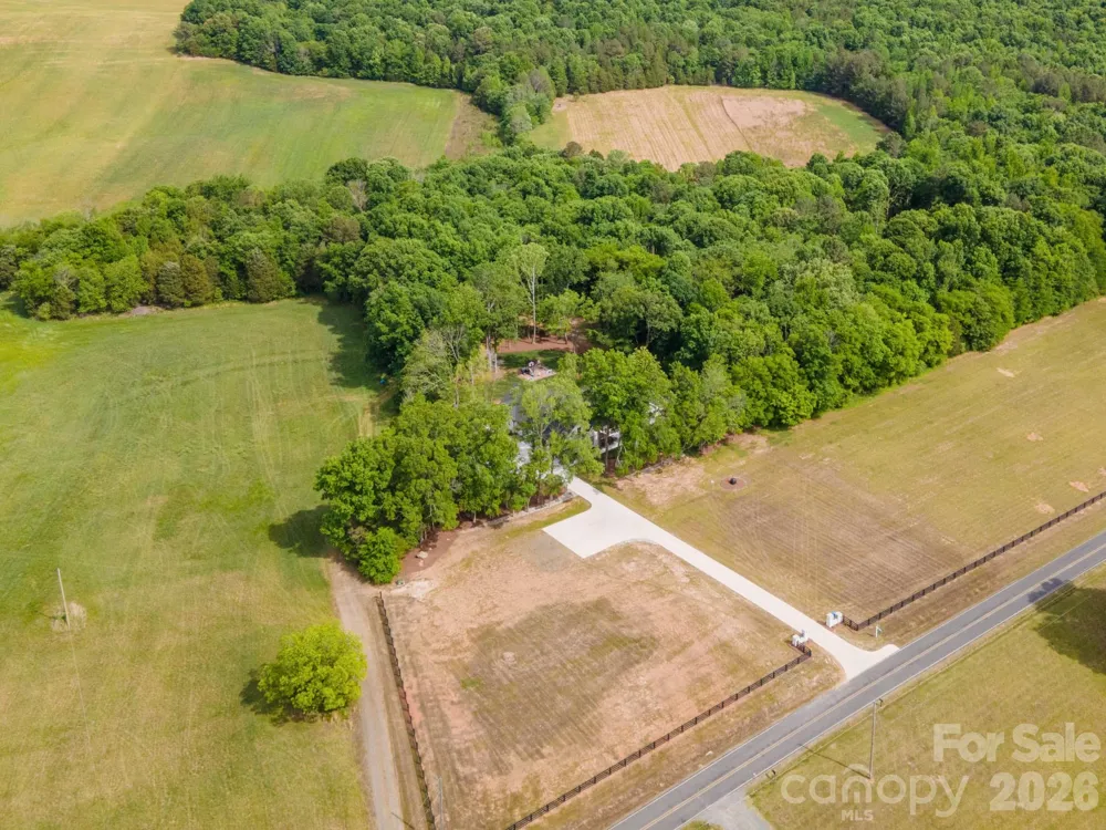 2855 Long Run Farm Road Mount Pleasant, NC 28124