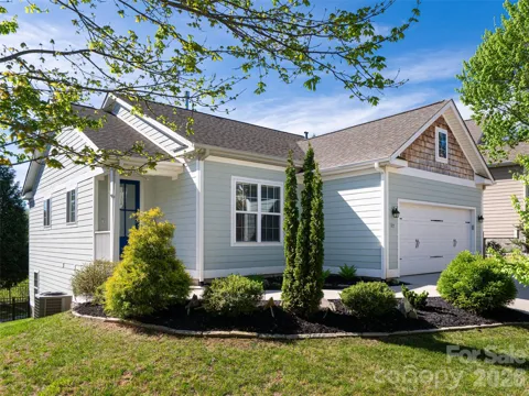 17 Dreambird Drive