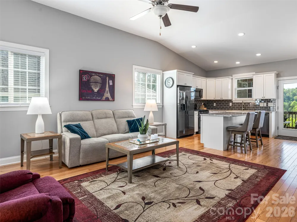 17 Dreambird Drive Leicester, NC 28748