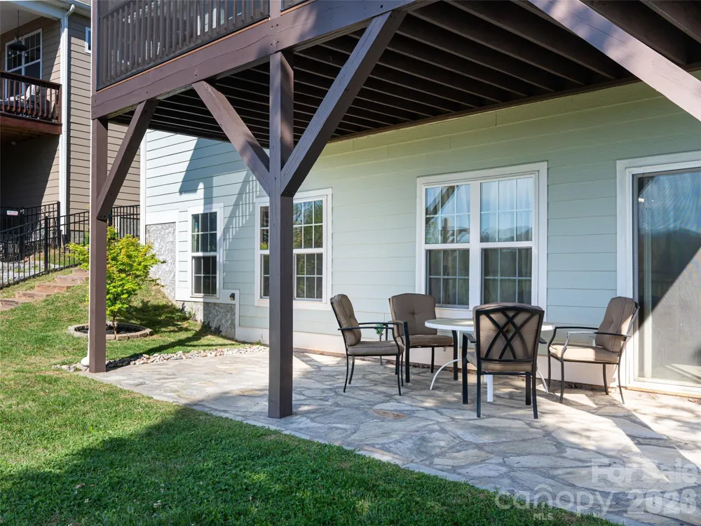 17 Dreambird Drive Leicester, NC 28748