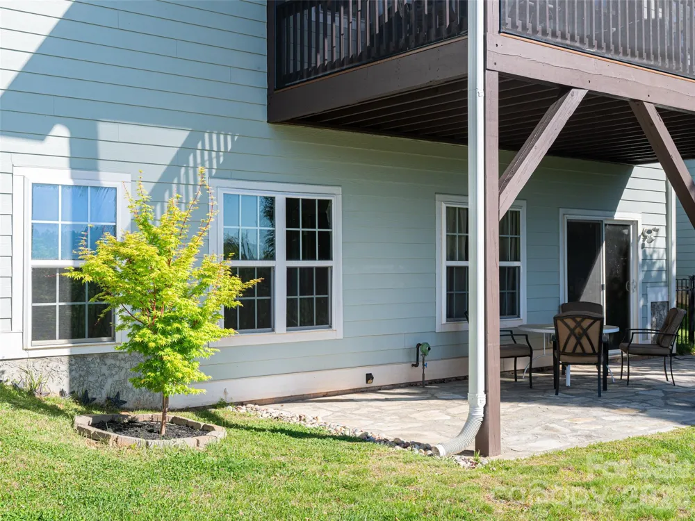 17 Dreambird Drive Leicester, NC 28748