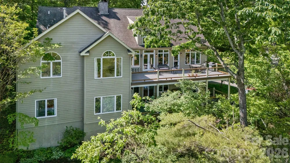 25 Windsong Drive Fairview, NC 28730