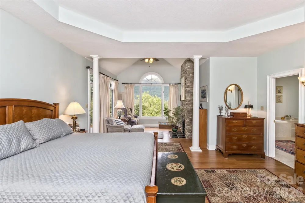 25 Windsong Drive Fairview, NC 28730