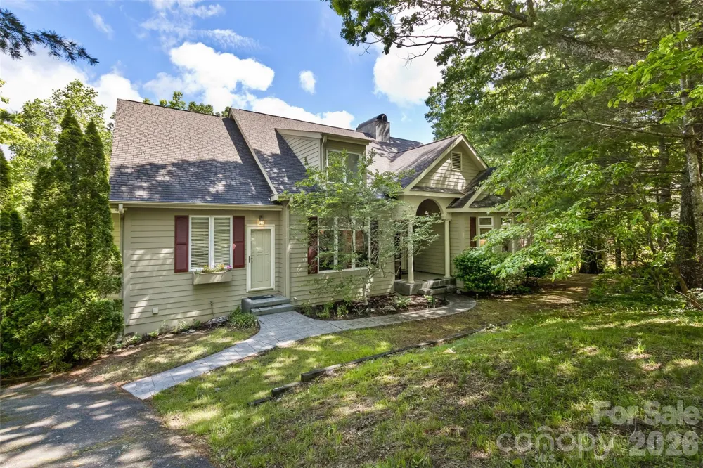 25 Windsong Drive Fairview, NC 28730