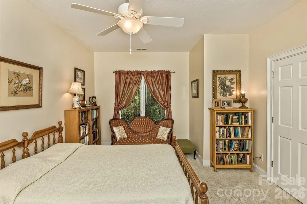 25 Windsong Drive Fairview, NC 28730
