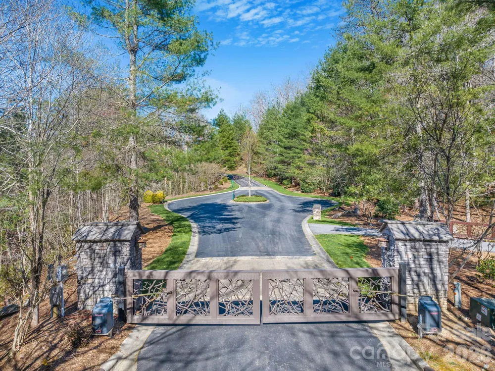 116 May Fly Lane #116 Horse Shoe, NC 28742