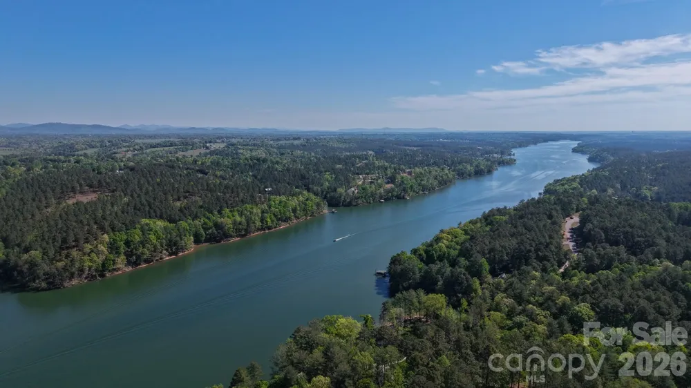 105 Beacon Ridge Drive Connelly Springs, NC 28612