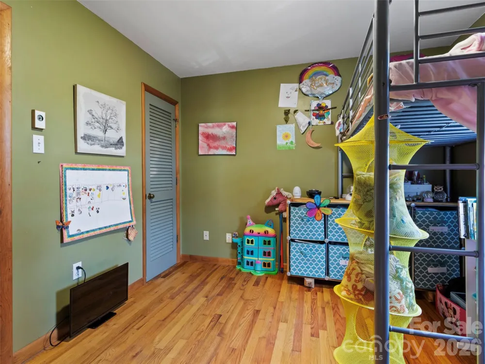 183 Stoney Fork Road Barnardsville, NC 28709