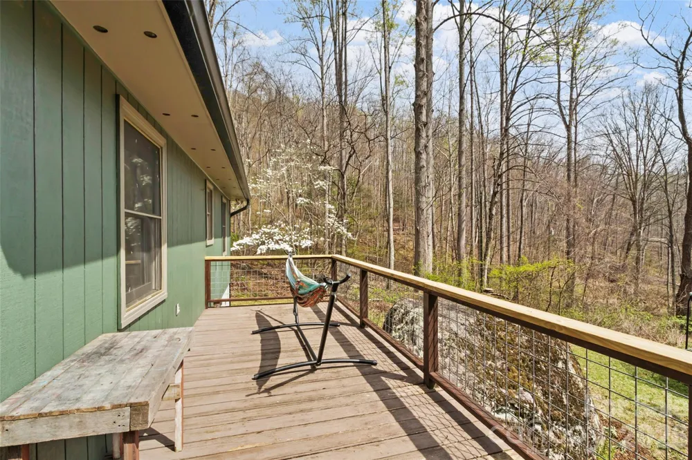 183 Stoney Fork Road Barnardsville, NC 28709