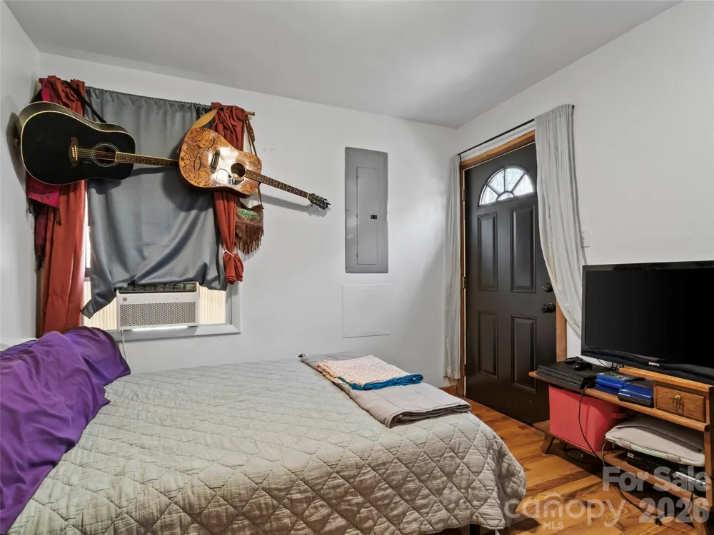 183 Stoney Fork Road Barnardsville, NC 28709
