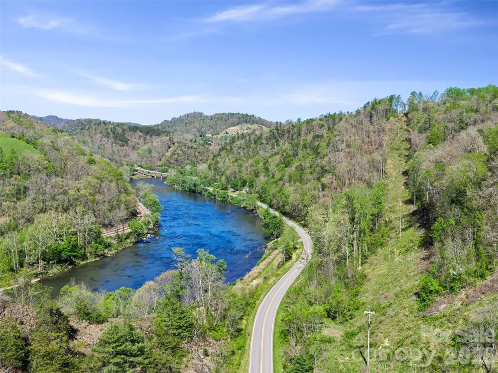 000 Little Pine Road Marshall, NC 28753