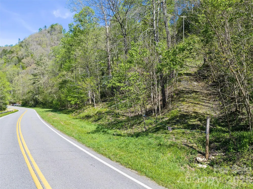 000 Little Pine Road Marshall, NC 28753
