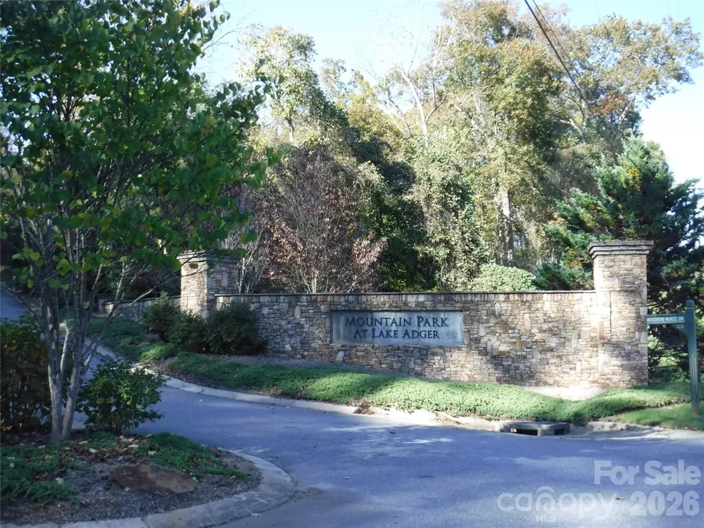 Lot 30 Mountain Parkway Mill Spring, NC 28756