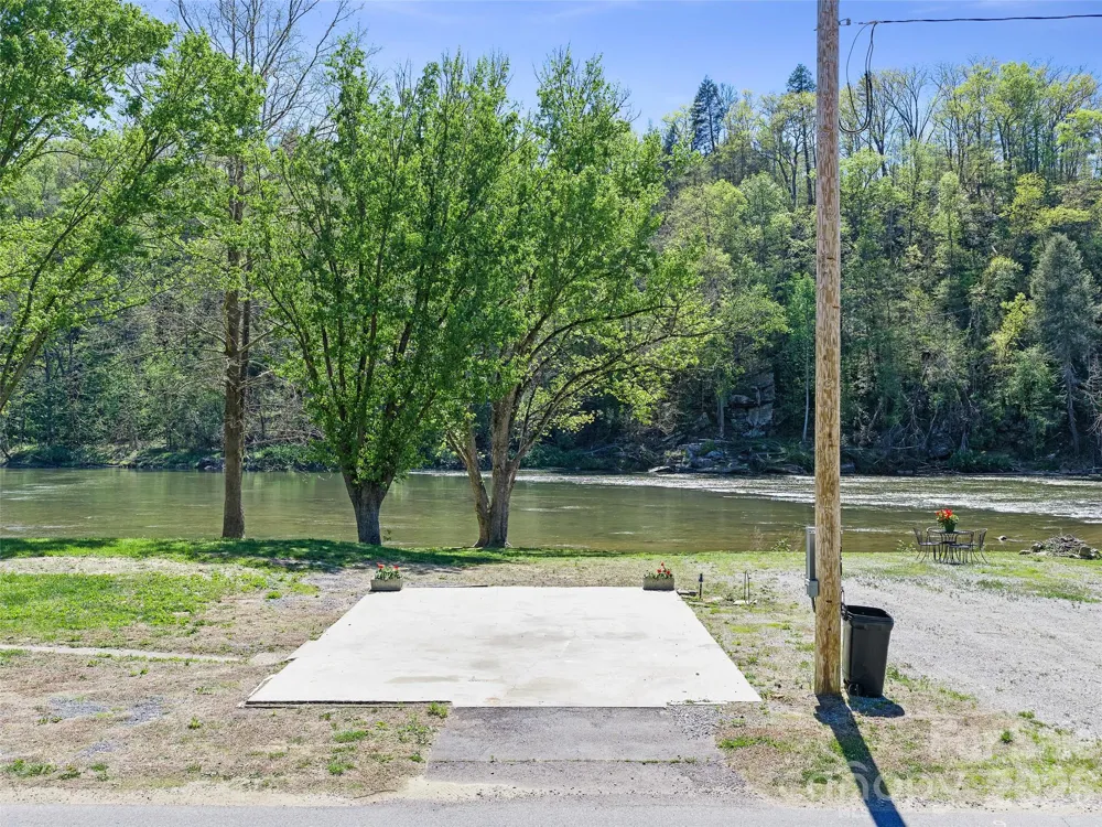 150 Rollins Road #1 & 2 Marshall, NC 28753