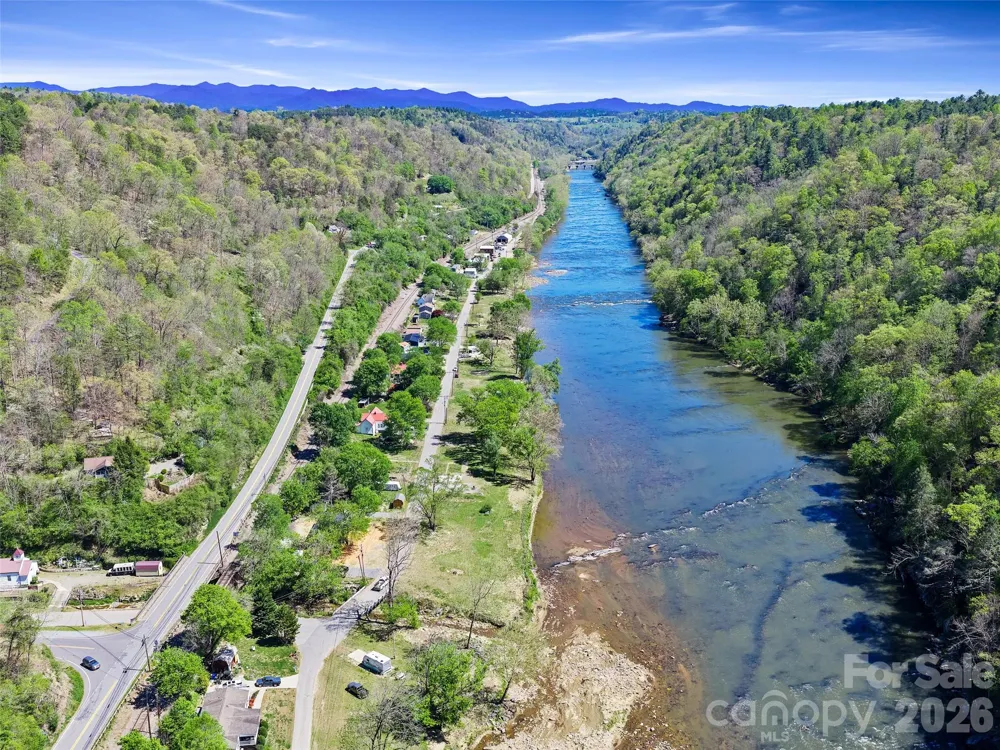 150 Rollins Road #1 & 2 Marshall, NC 28753