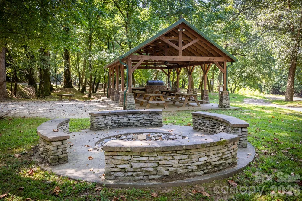 1029 River Club Ridge #1029 Lenoir, NC 28645
