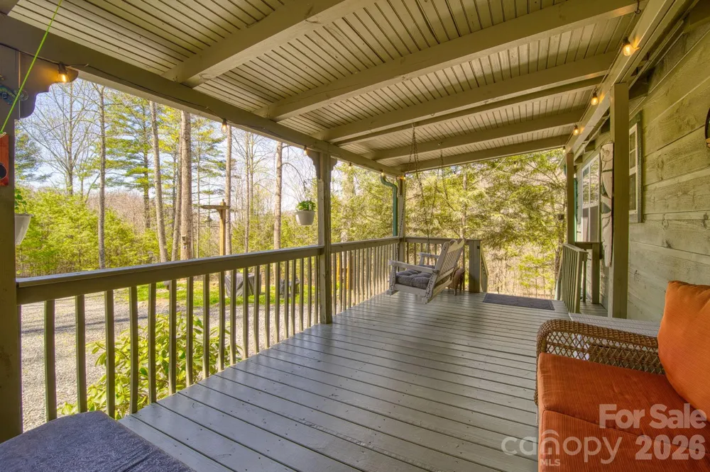 307 Dancing Leaf Lane Bakersville, NC 28705