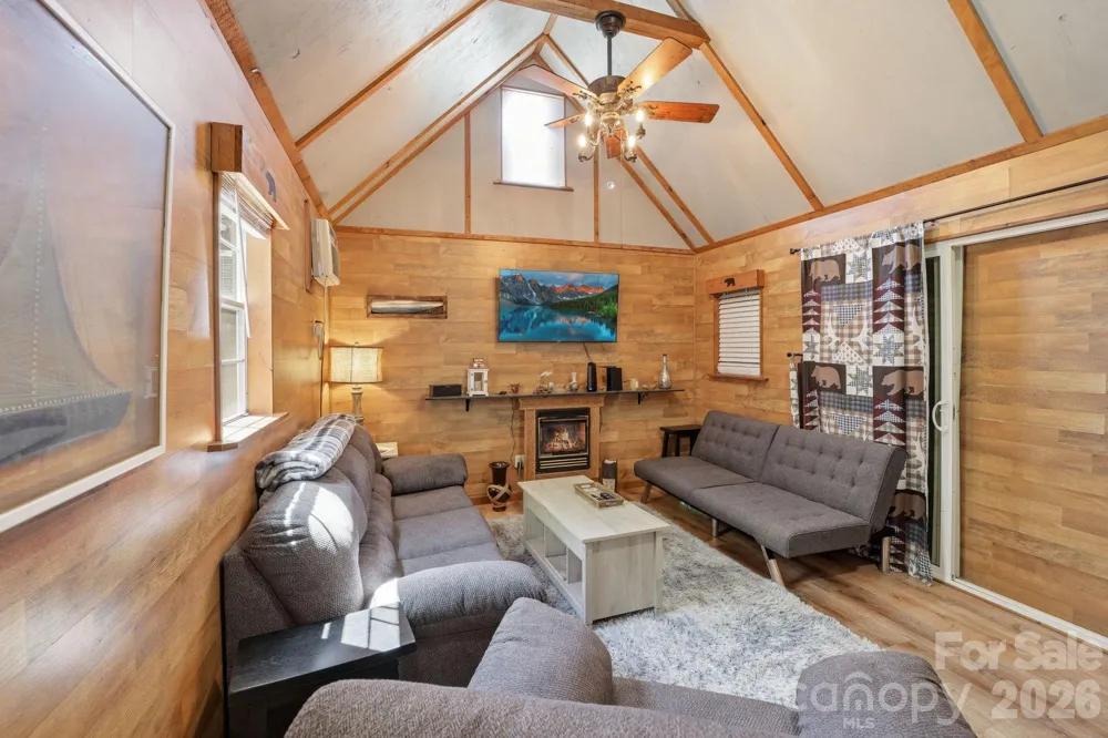 307 Dancing Leaf Lane Bakersville, NC 28705