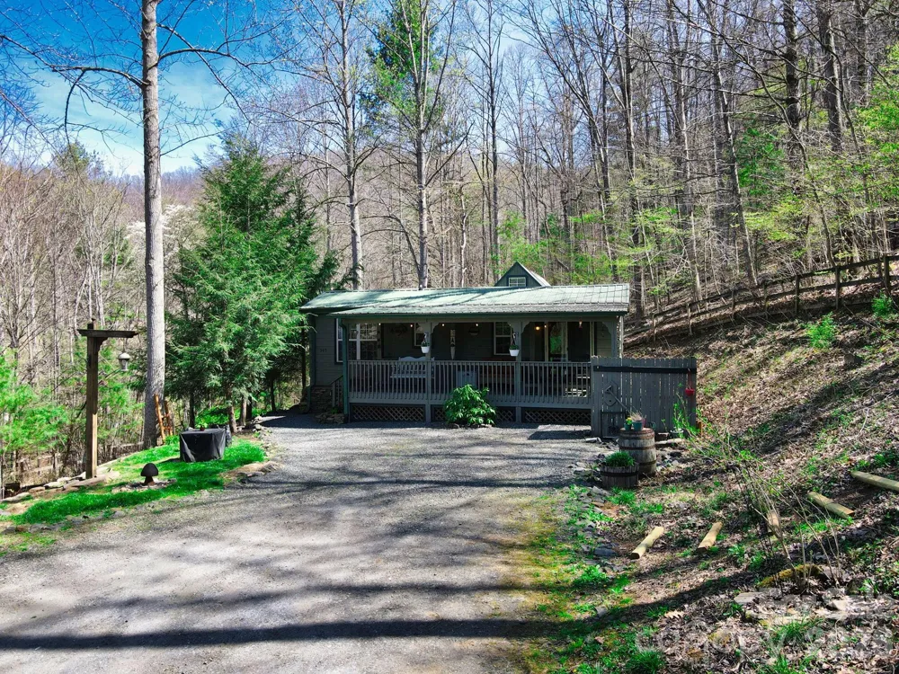 307 Dancing Leaf Lane Bakersville, NC 28705