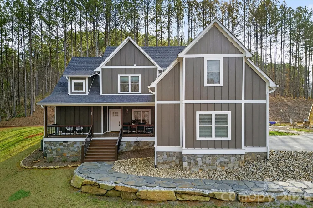 201 Wright Road Marion, NC 28752