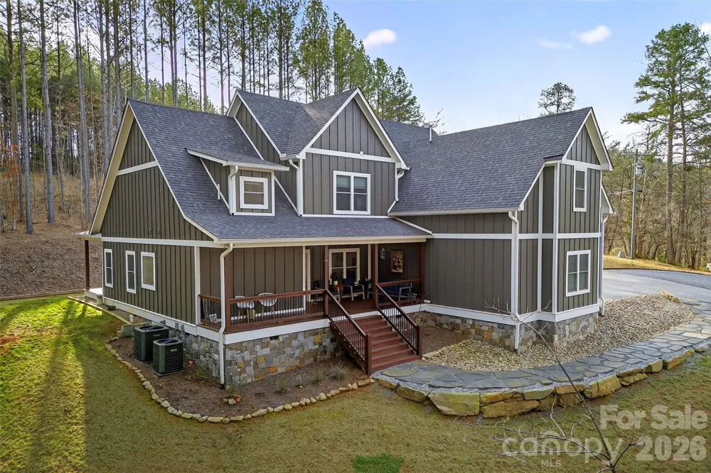 201 Wright Road Marion, NC 28752