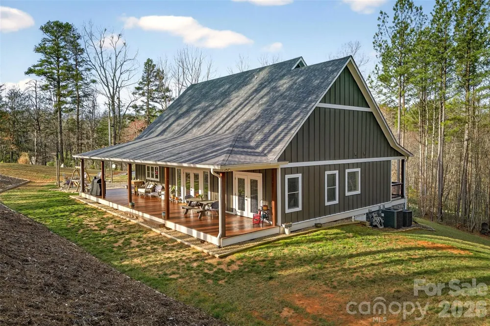 201 Wright Road Marion, NC 28752