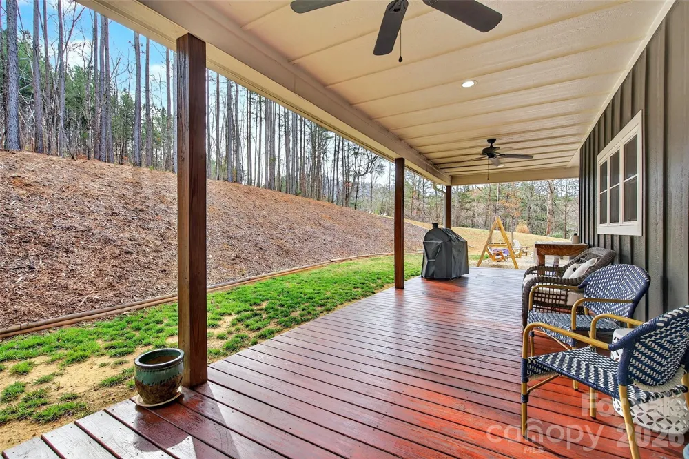 201 Wright Road Marion, NC 28752