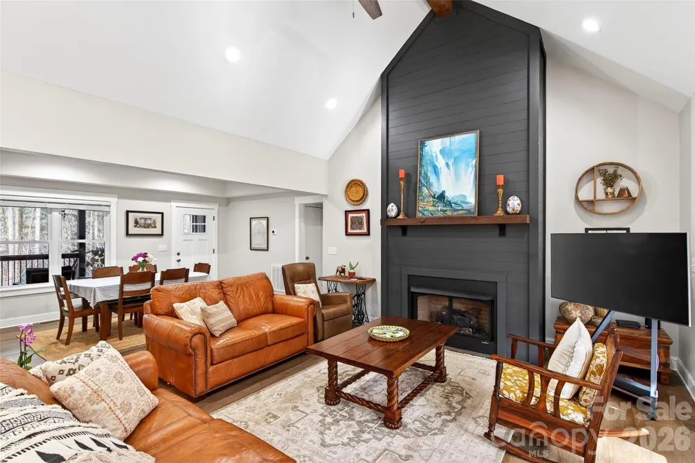 201 Wright Road Marion, NC 28752