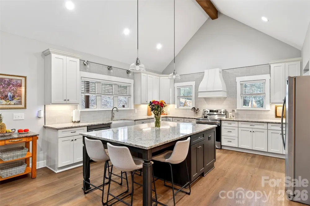 201 Wright Road Marion, NC 28752