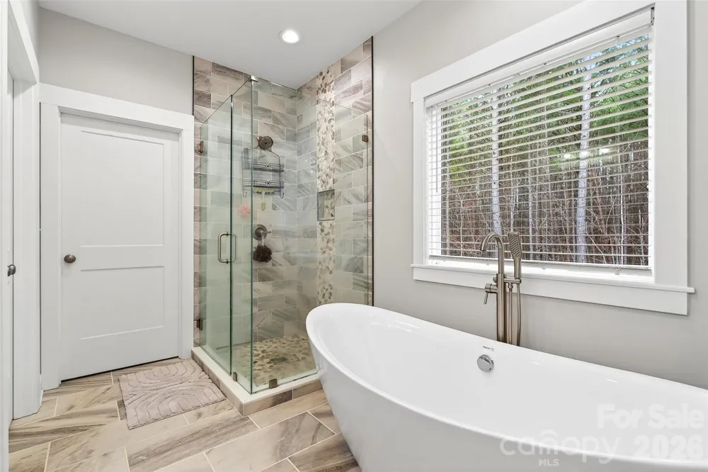 201 Wright Road Marion, NC 28752