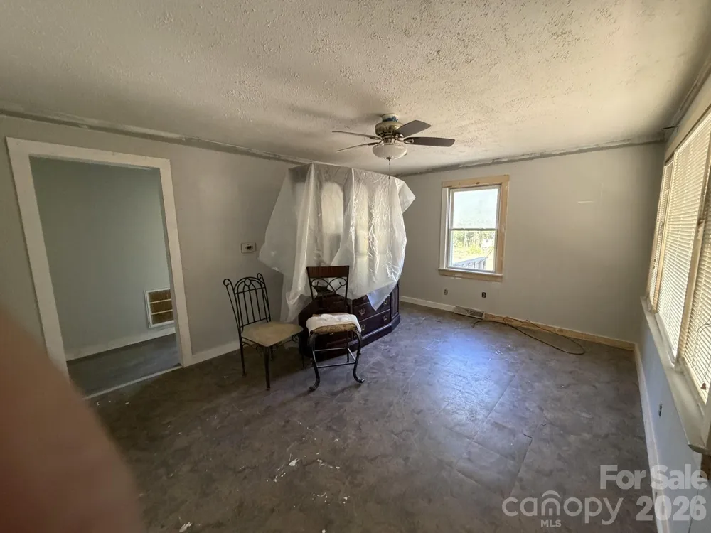 183 Pebble Drive Mooresboro, NC 28114