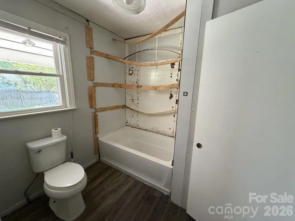 183 Pebble Drive Mooresboro, NC 28114